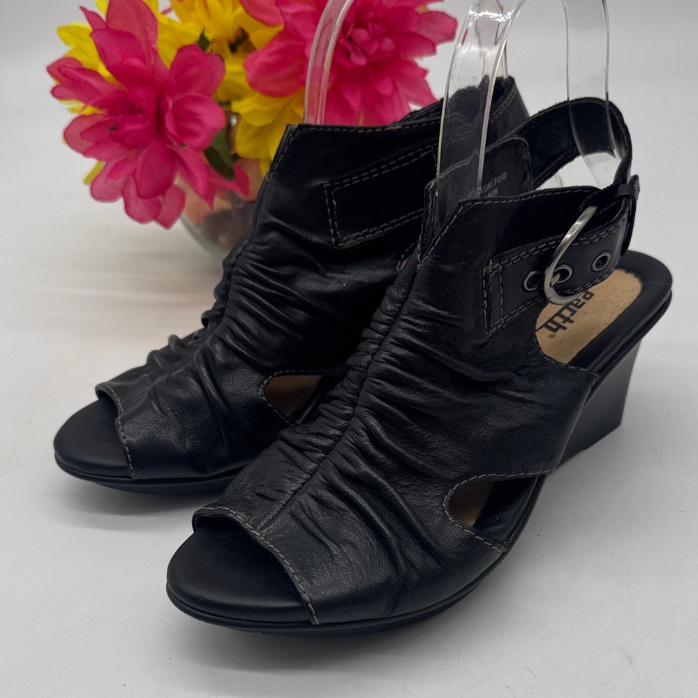 Earth Women's Black Leather Open-Toe Wedge Sandals Size 7 MCW9548